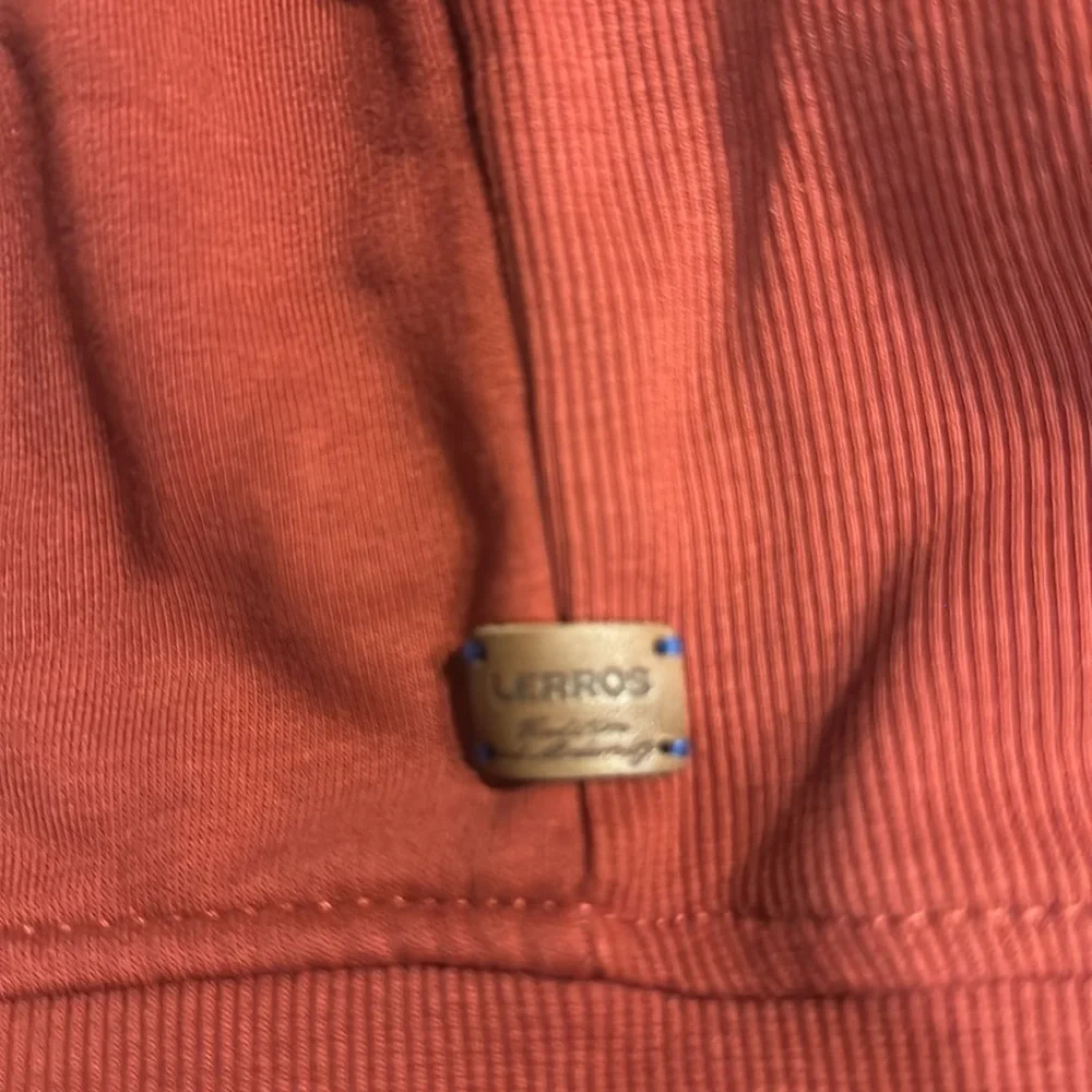 Lerros brick maroon zip up sweater with front pockets & emblem by front top XL
